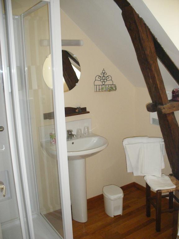 Auberge Les Tonnelles Saint-Léonard Esterno foto